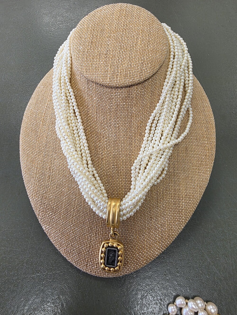 Carlise Necklace With Charm Vintage 90s Y3k